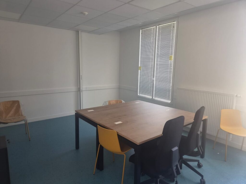 Bureau des Étincelles 72 à la Maison des Associations du Mans